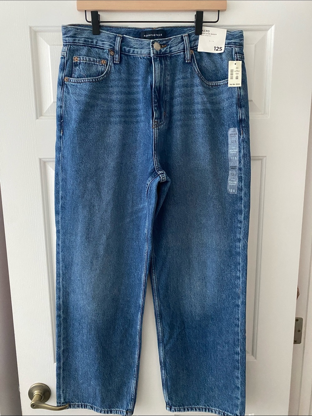Aeropostale High-Rise Baggy Jeans